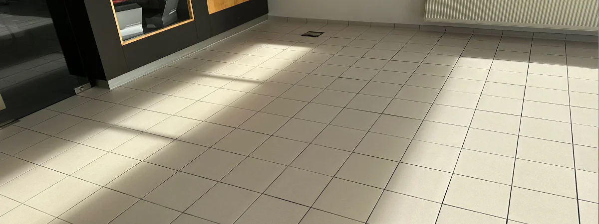 Fliesenboden Saubere Fläche